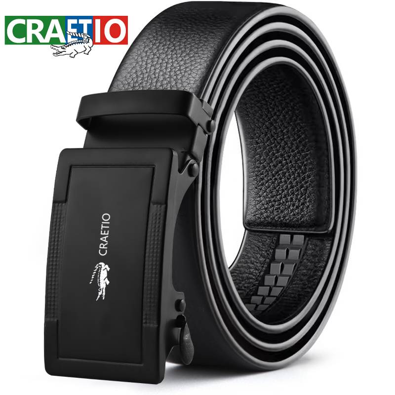 Crocodile men's leather belts are automatically buttoned up in soft-fowl-skin commercials and young people's crotch belts