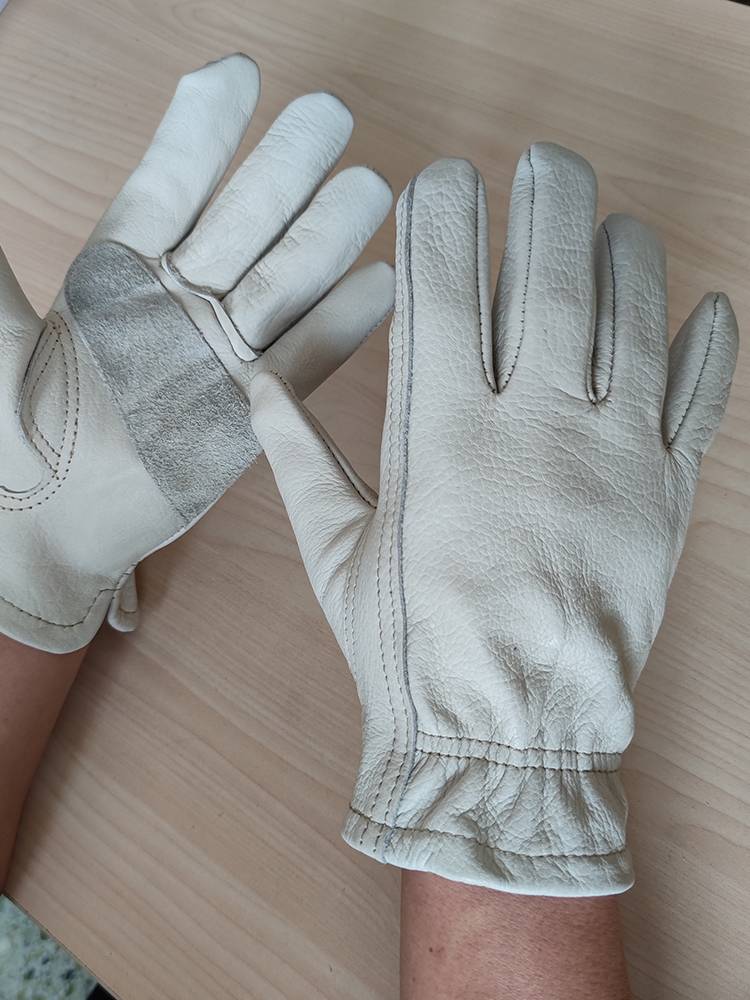 Pick up the leakage clearance leather head layer cowhide gloves men's work insurance glove wear -resistant and warm retro cycling single leather