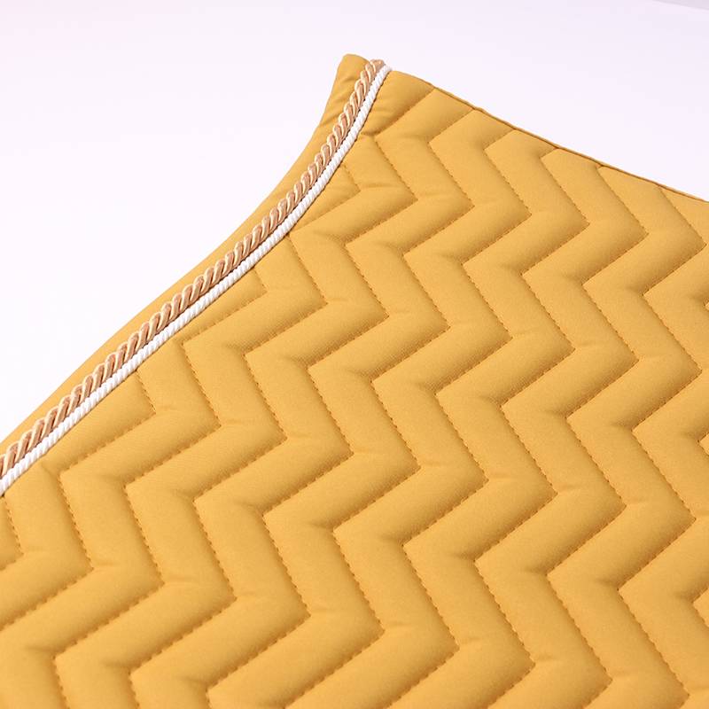 TF horses obstacle horse sweat pad bright yellow parthes competition sweat drawer horse saddle cushion sweat absorption and shock absorption professional campaign