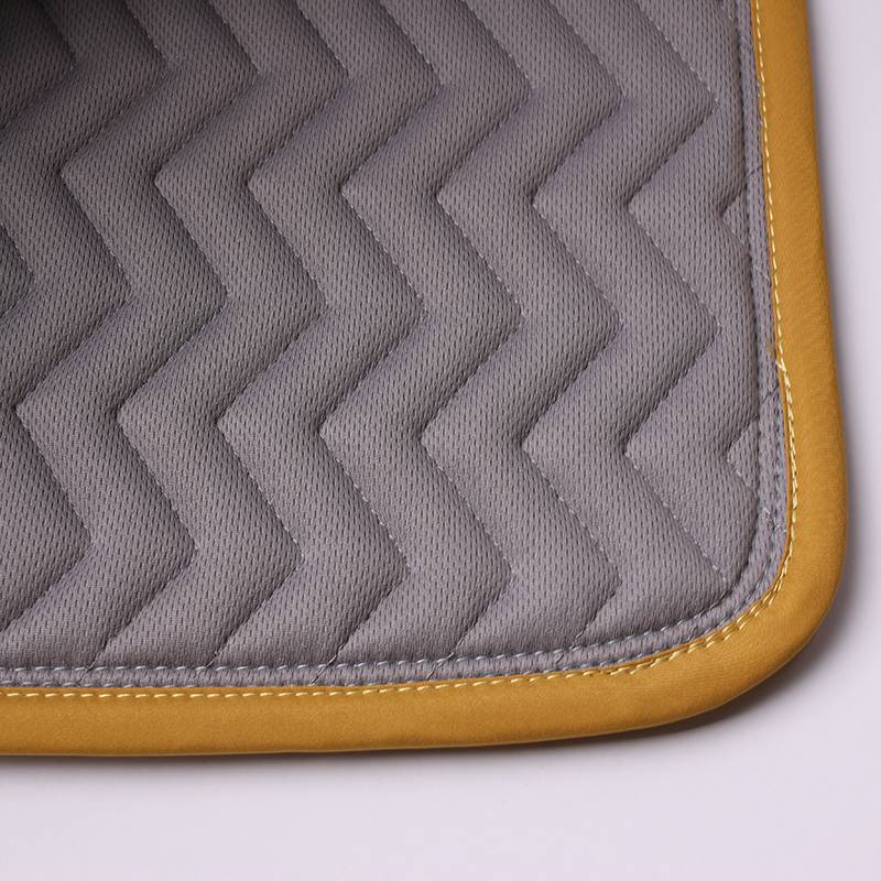 TF horses obstacle horse sweat pad bright yellow parthes competition sweat drawer horse saddle cushion sweat absorption and shock absorption professional campaign