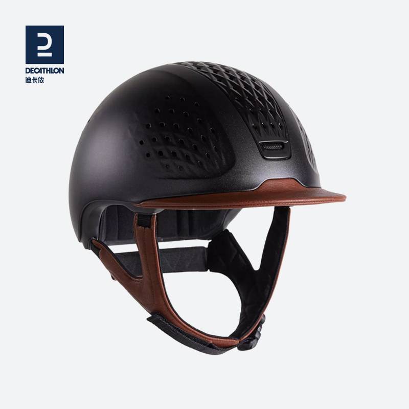 DECANONON HORSE HELMETS, BOTH MALE AND FEMALE, ARE EQUIPPED WITH HORSE HELMETS AND OVHRS
