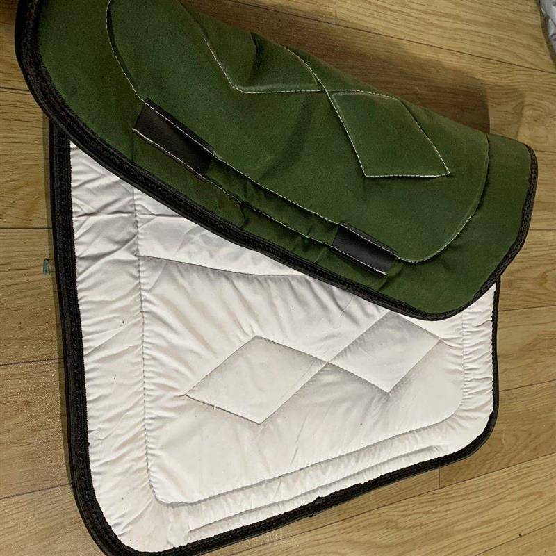 Sweat drawer saddle cushion mostly use horse back pads thick cloth fabric canvas fabric thickened soft equestrian supplies fart cushion
