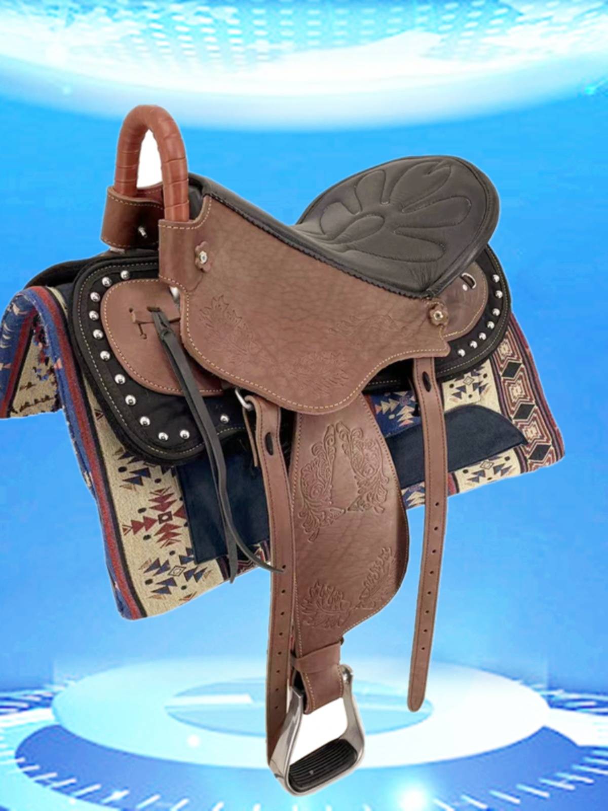 The new saddle-sized saddle-skin with a full set of saddle-skins for tourists