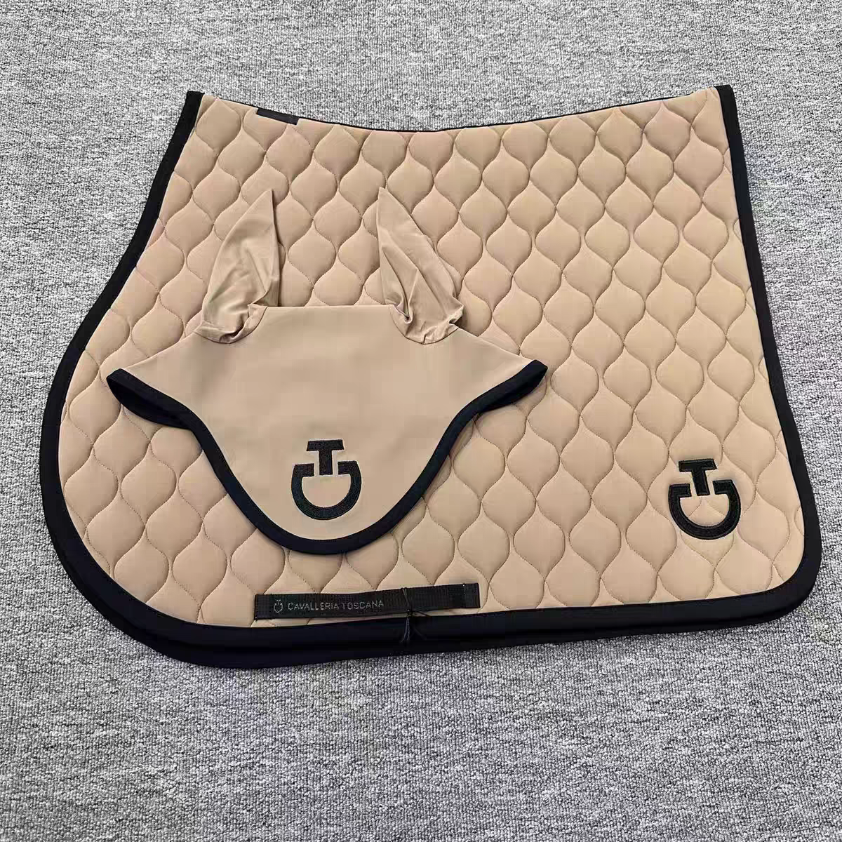 Italy imported CT equestrian equipment saddling saddling saddling sweat -ear hood imported sweat drawer inlet earmuffs