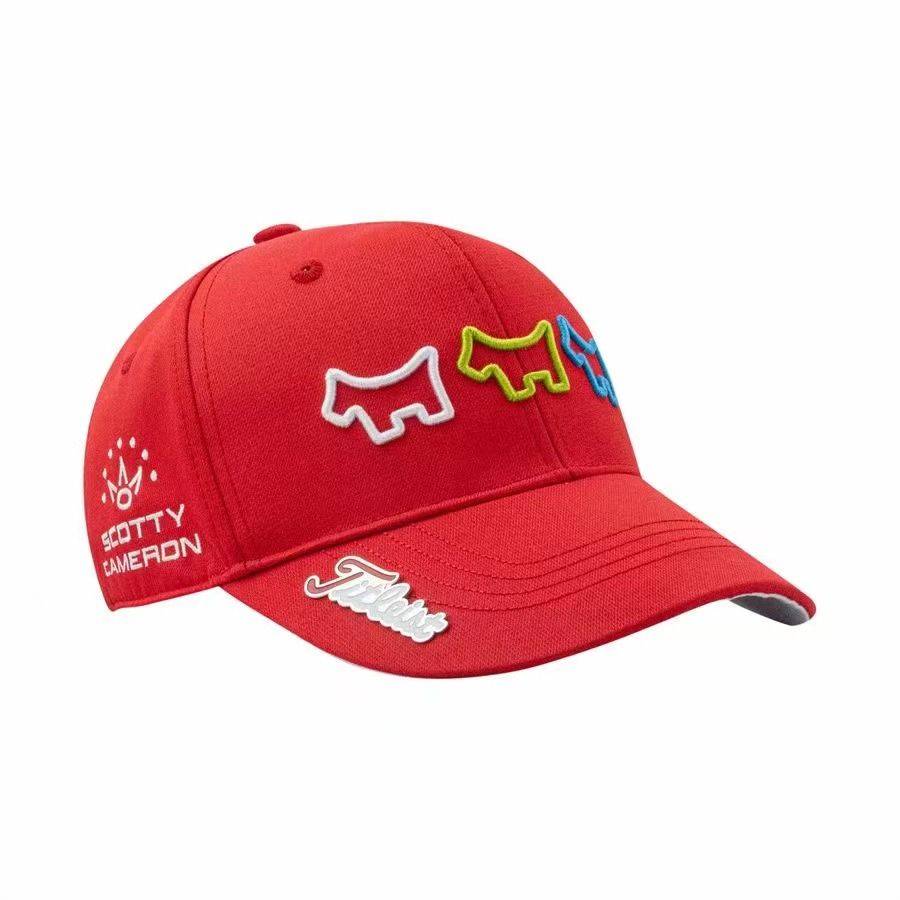 Three horse red