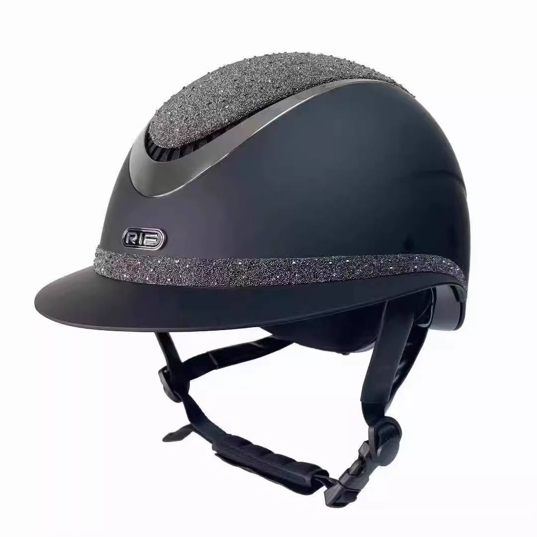 THE HORSE HELMET RIF RIDES THE HORSE HELMETS, THE CHILD HELMETS, AND THE GENERAL HORSE HATS CAN BE RECONCILED
