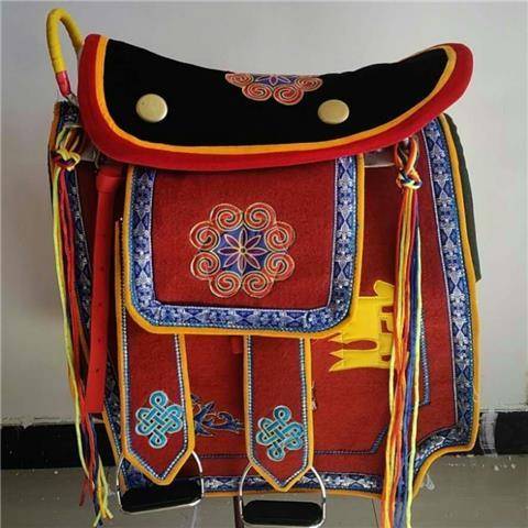 Two saddles of wine and red iron bones