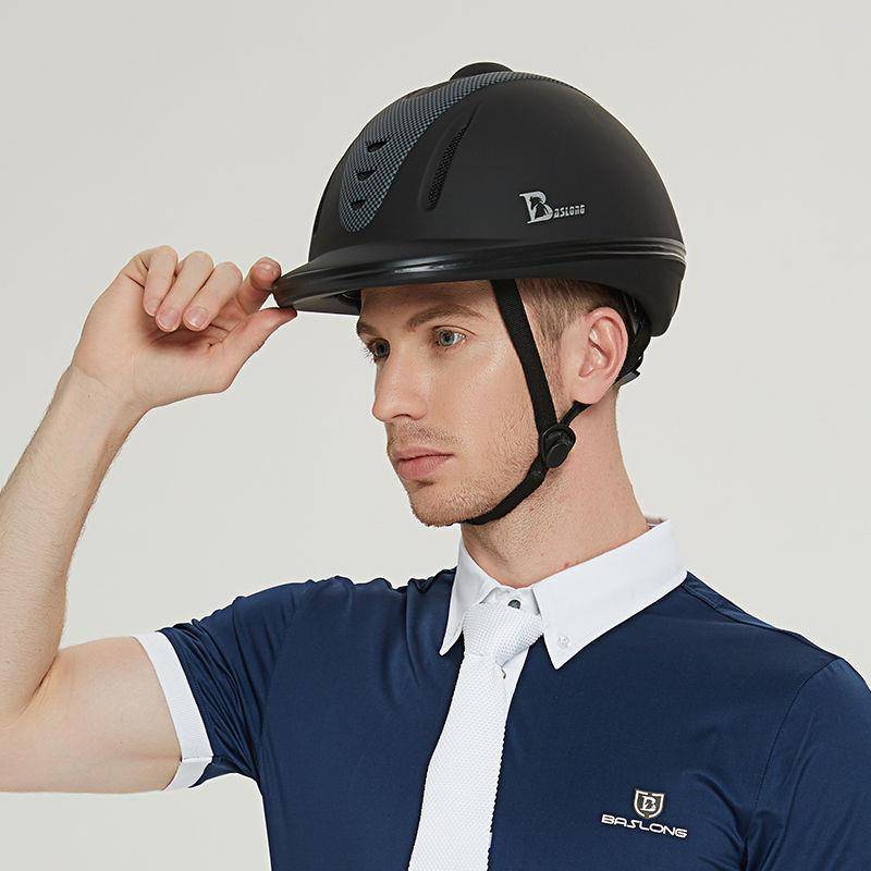 Eight -foot dragon equestrian helmet men's and women's equestrian hat spring and summer knight riding equipment breathable sweat absorption horses products
