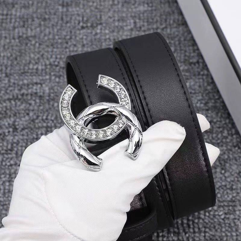 The head layer cowhide incense wind, the leather leather belt Korean version of the fashion versatile minimalist belt assembled skirt