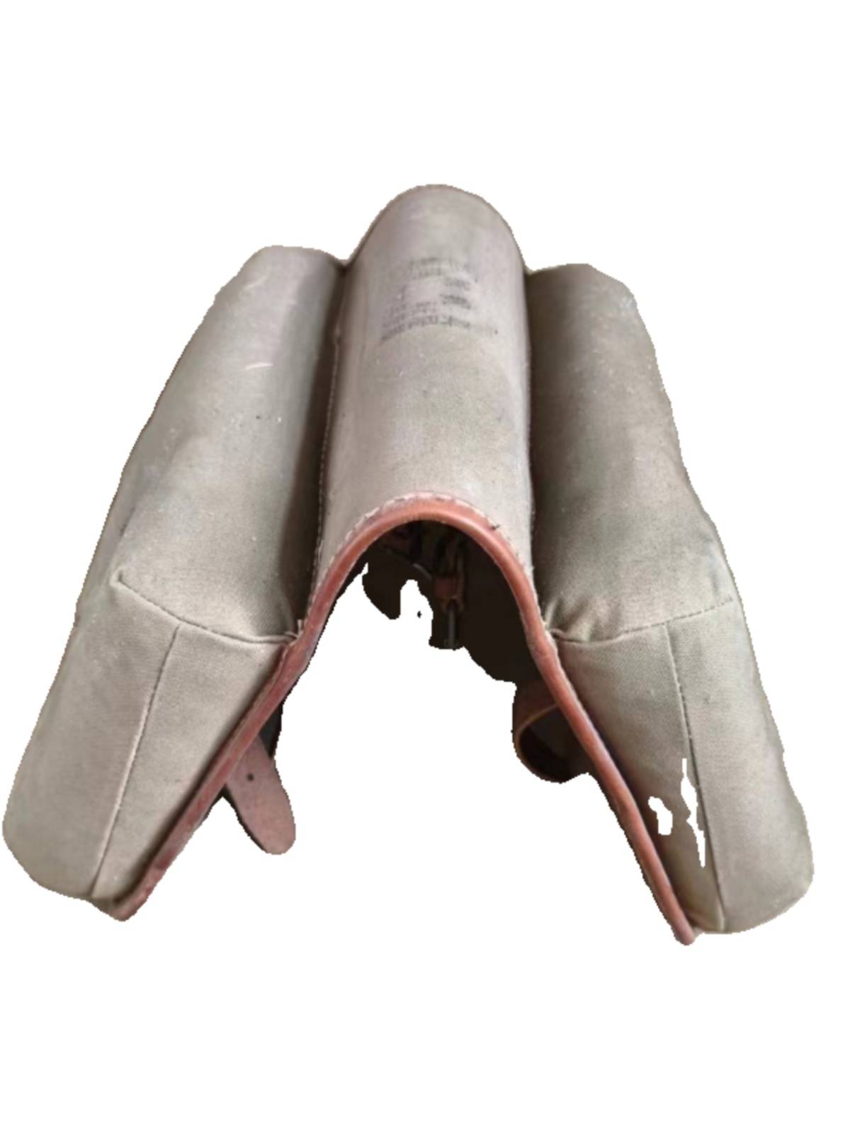Genuine veteran stock inventory 60-70s saddle cushion outdoor pillow multi-function cowhide combined tactical back