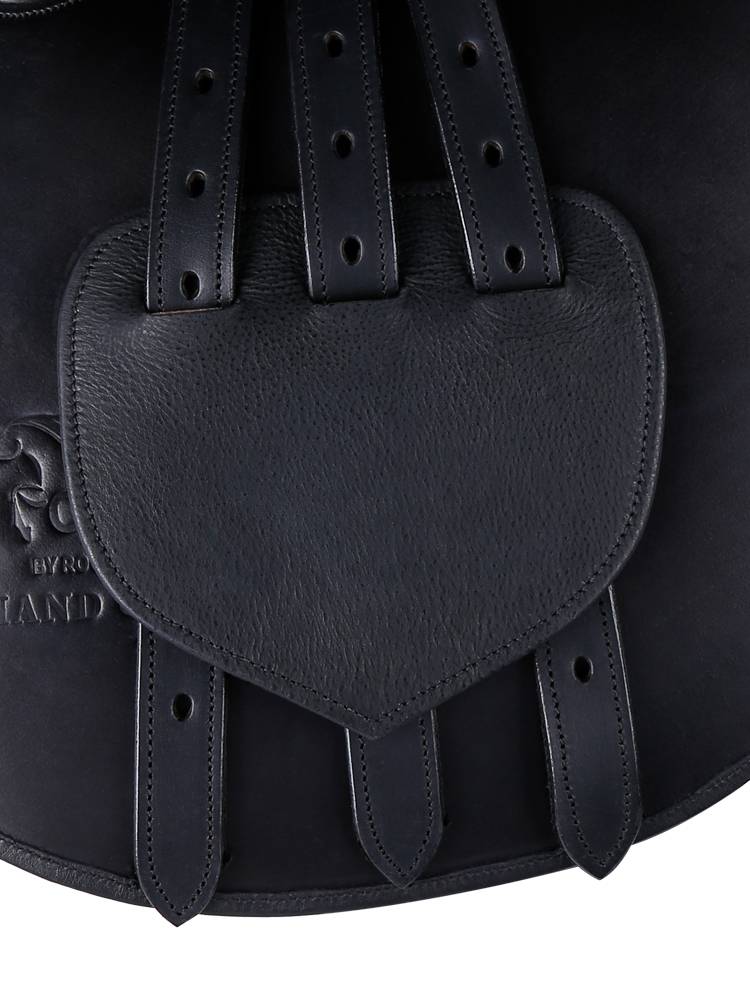 Cavassion British obstacle saddle saddling nude saddle set equestrian rider riding a horse Rockma horses 8202053