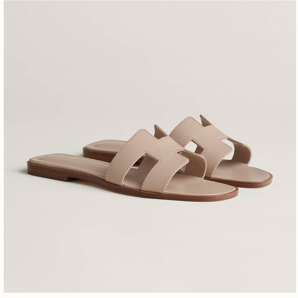 HERMES Hermes Pig Nose Slipper Sandals Classic Black Silver Lefu Shoe Sports Shoes