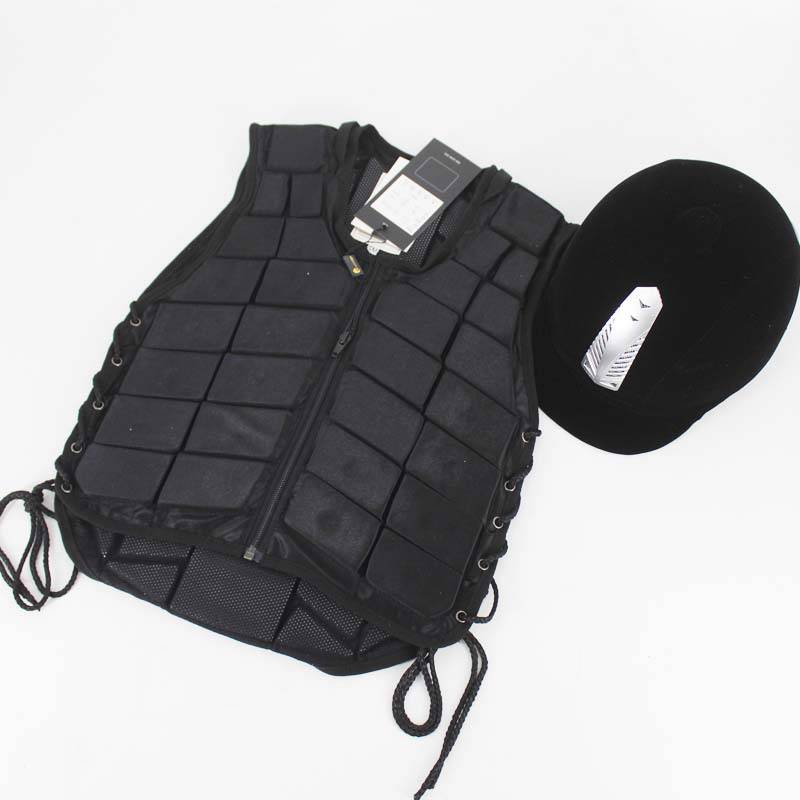 Horse helmets, leg gloves, horse boots, horsepowders, horsepowder equipment for boys and girls