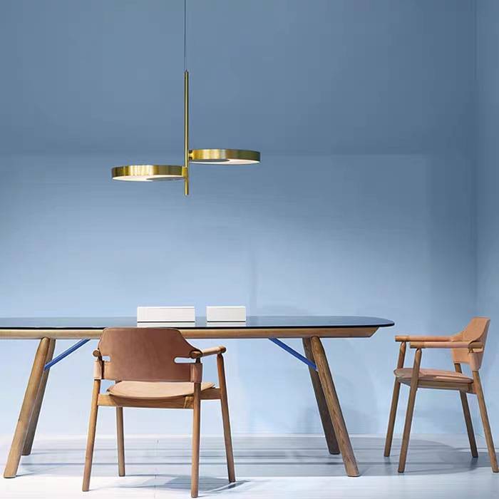 Italian minimalist home uses saddle leather solid wood dining chair desk chair, hotel dining room armrest back dining chair art single chair