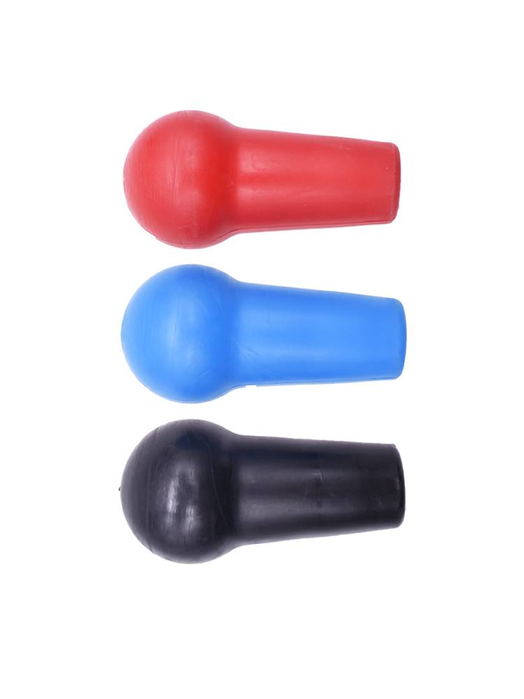 IMPORT A SAVEED KNIFE, A SAVEEDGE KNIFE, A HOOVES RAZOR, A SADDLE, BLUE AND BLACK