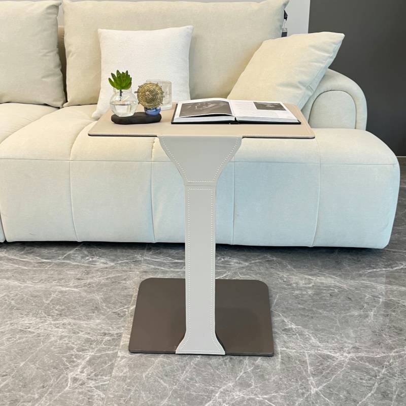 Italian light luxury saddle leather corner several creative iron art small coffee table high -level sense of simple and simple mobile square tables