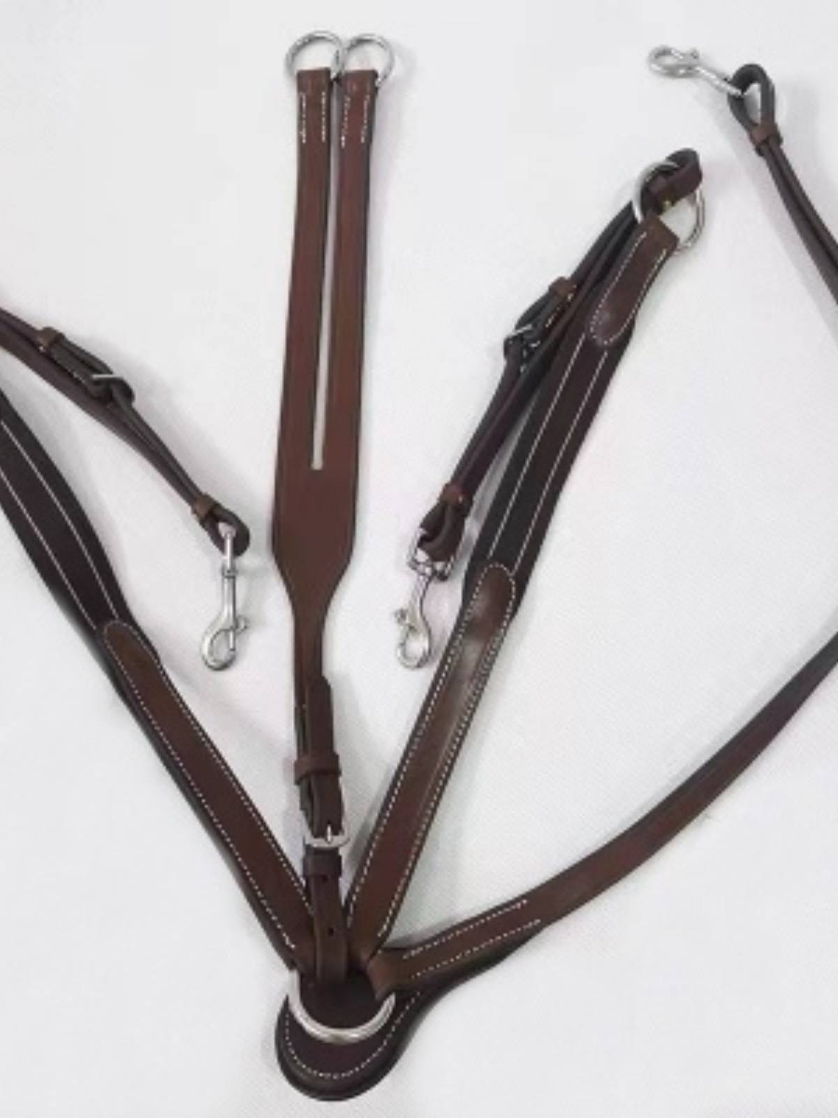 Cruckets bowed their heads, two -in -one British chest belt triangle -saddle accessories equestrian equipment horse supplies horses horses