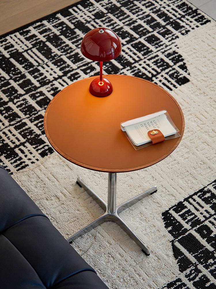 Tupeli can rise to the round side of a few living room modern simple saddle leather small tables mini can move the sofa cabinet