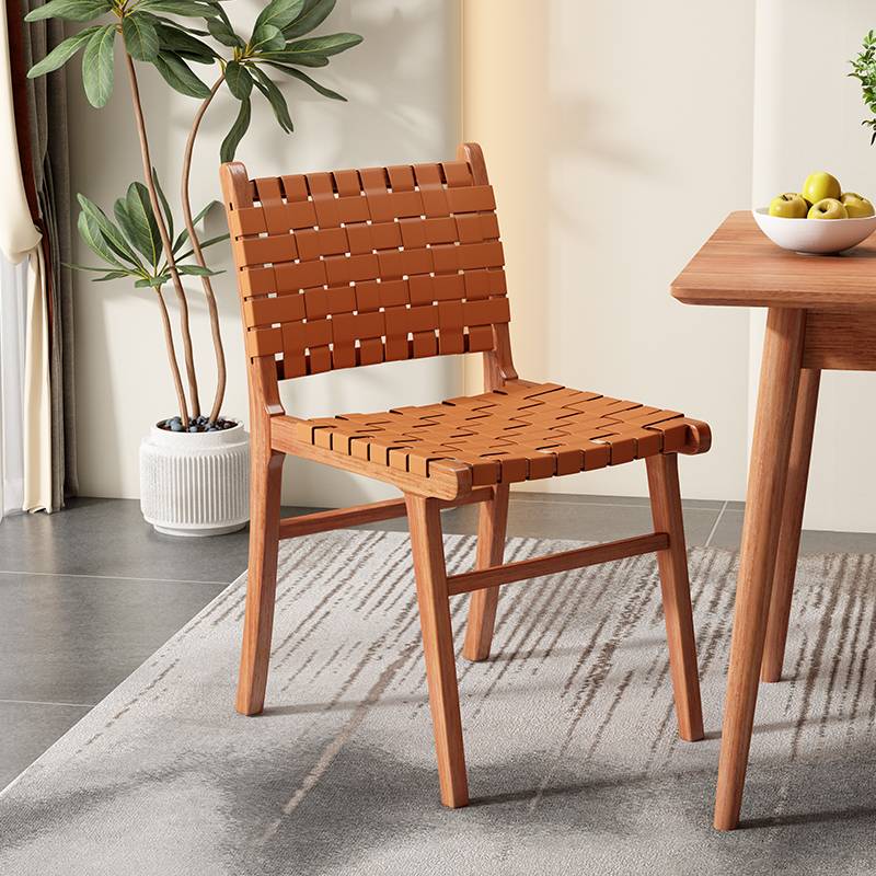 Cherry wood frame, light brown saddles