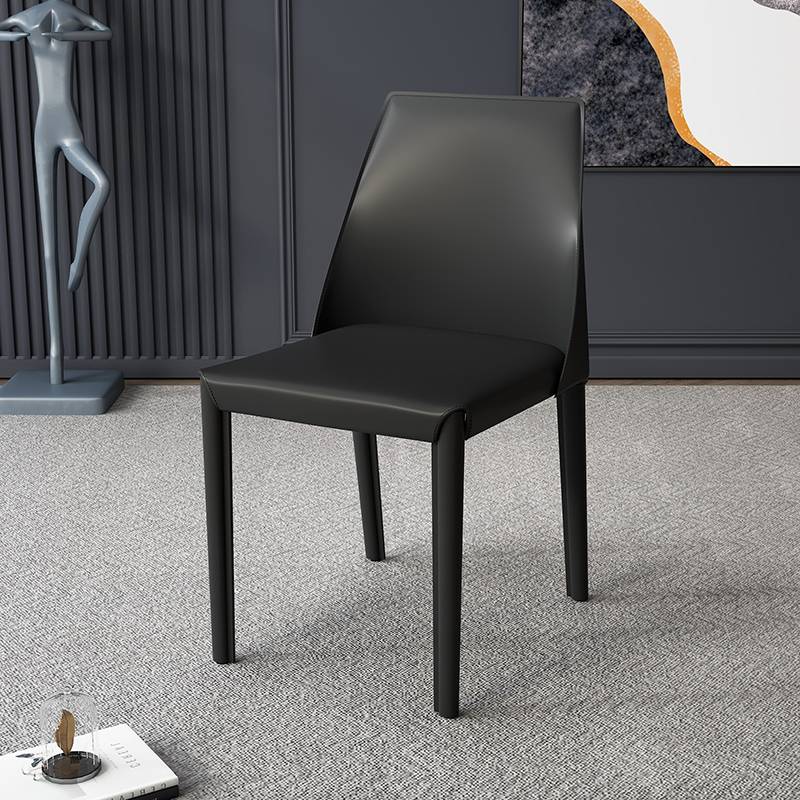 Black high-end saddle chair