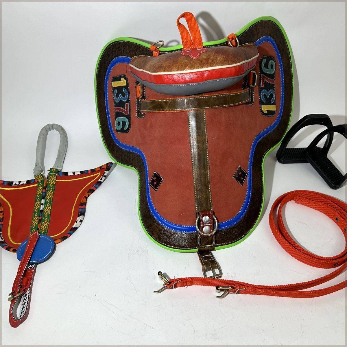 Convenient boneless saddle Tibetan new pure cowhide 1376 boutique Tibetan style with horse saddle -up horse artworks full set