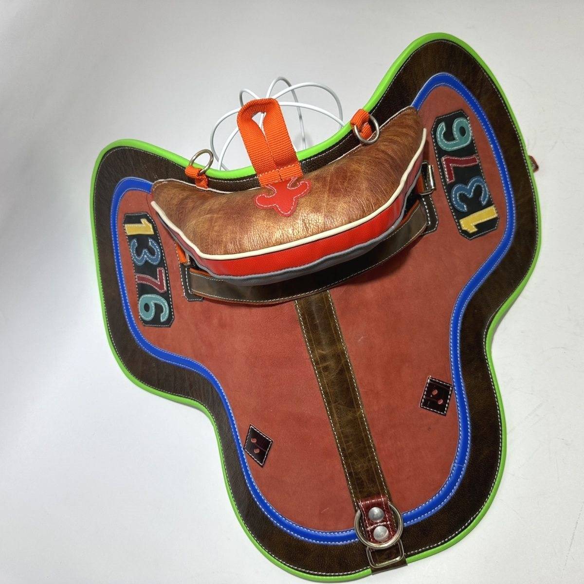 Convenient boneless saddle Tibetan new pure cowhide 1376 boutique Tibetan style with horse saddle -up horse artworks full set