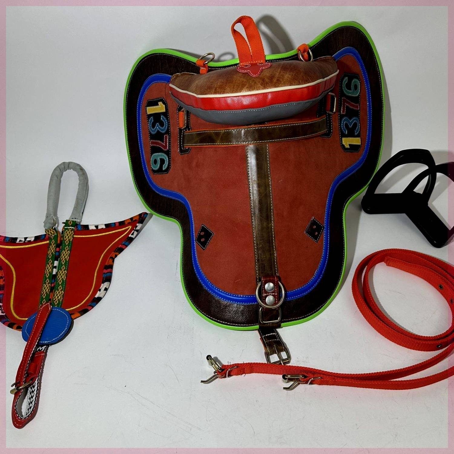 Full set + horse + rope + tail ball
