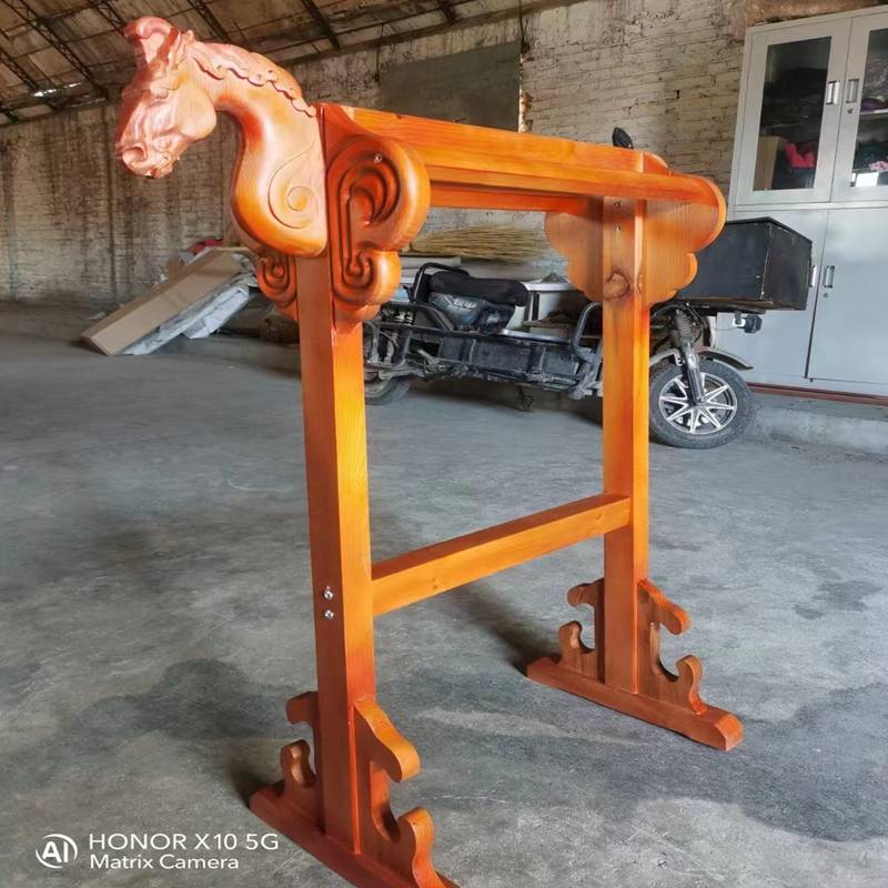 A saddle shelf 3