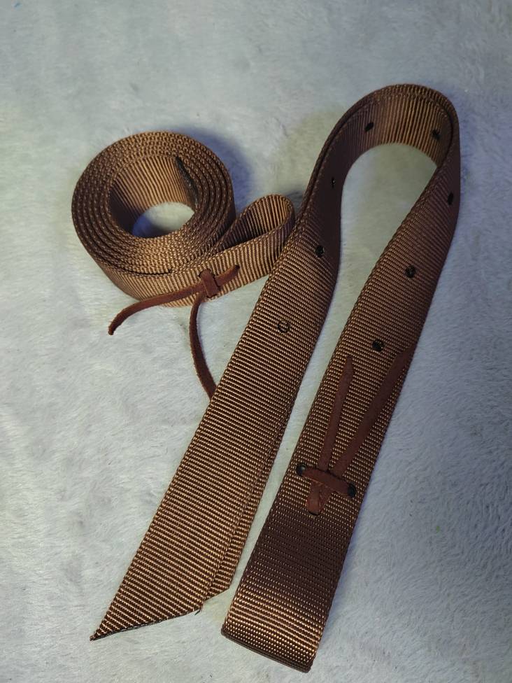 West saddle with a thick nylon with a west belly with a west saddle