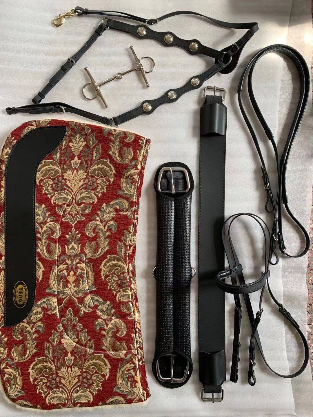 Full set of accessories