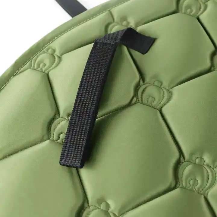 Explosive boutique crown pattern green waterproof and breathable saddle cushion professional equestrian supplies