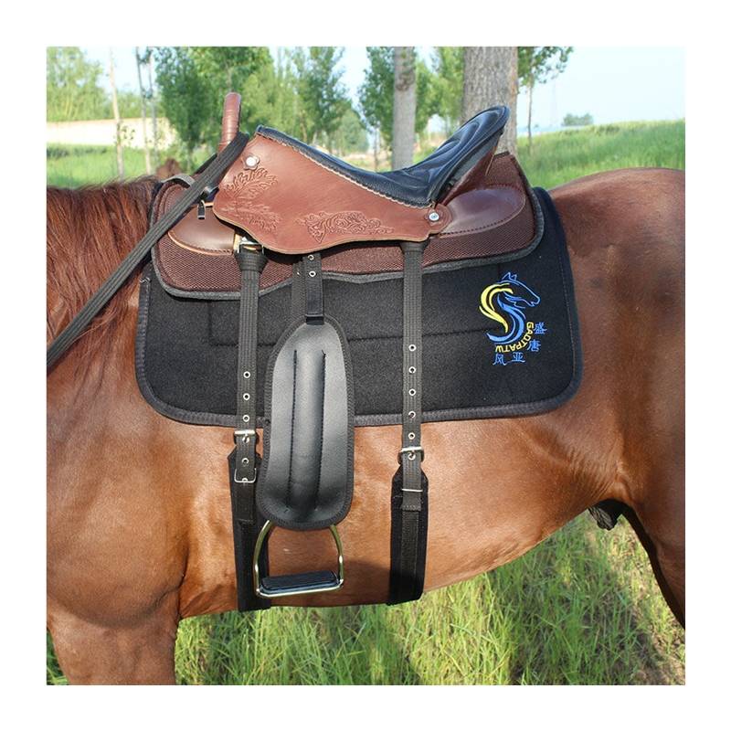 A new saddle for a horse with a saddle full of oxen-skin-stamp tourists with short-sized saddles