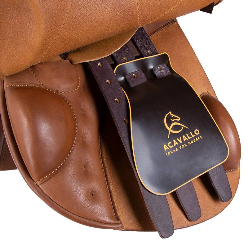 Italian ACAVALLO obstacle saddle saddling, British equestrian riding Malachi Malays 8202169