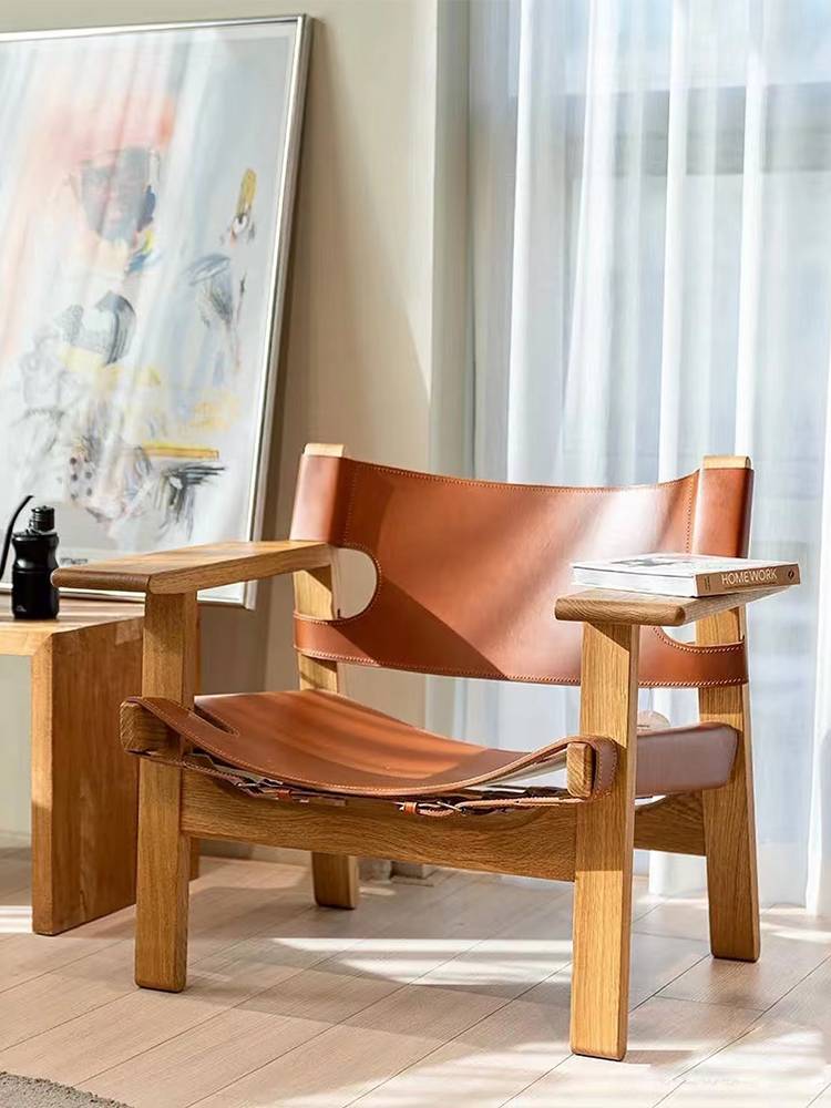 Italian minimalist horse saddle leisure chair Nordic Spanish hunting chair designer solid wood balcony sofa chair