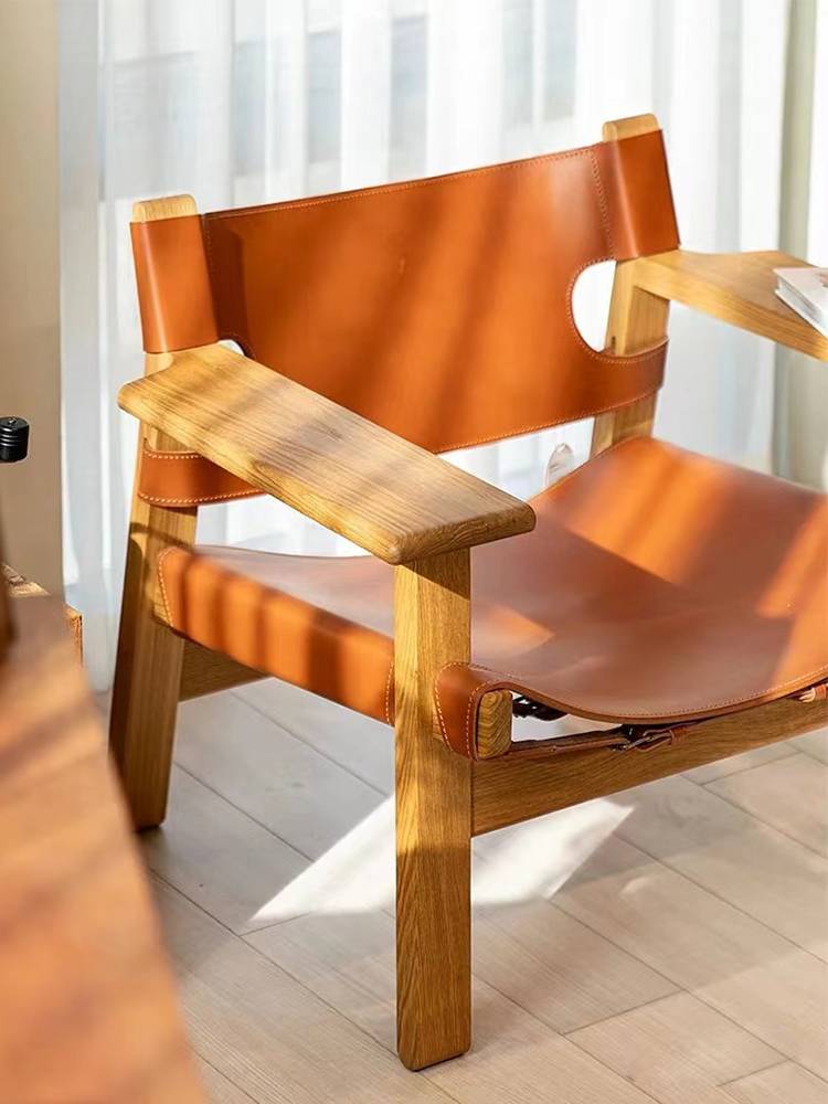 Italian minimalist horse saddle leisure chair Nordic Spanish hunting chair designer solid wood balcony sofa chair