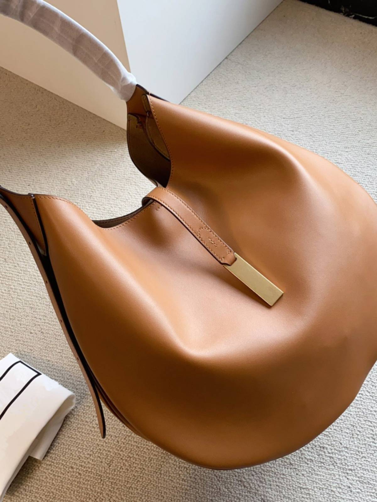 Zheng Su-kyung's armpit is full of one-shouldered saddles and ponys