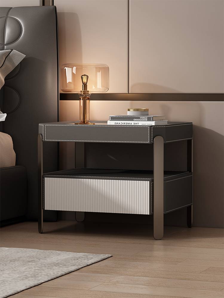 Italian 2024 new saddle leather rock board solid wood bedside cabinet simple modern mini creative high -end small storage cabinet
