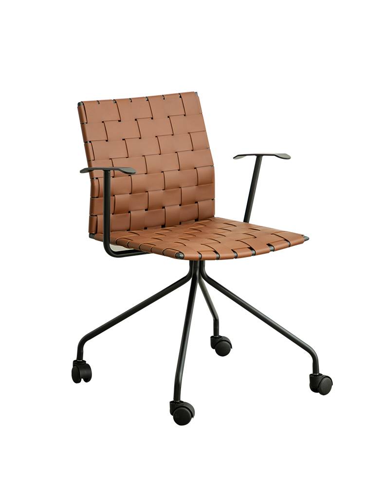 The saddle-skin knitting chair designer's creative and simple home-based computer chair, modern, light luxurious library office chair