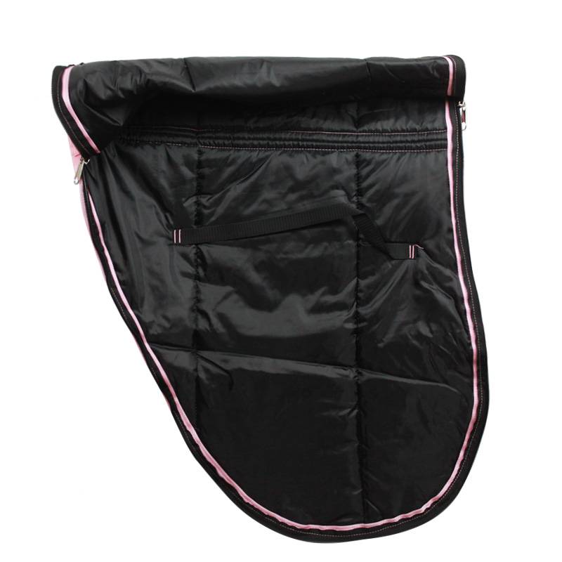 A horse's horse, a multi-purpose saddle and zipper chain closed to dust-comfort-proof saddle bag