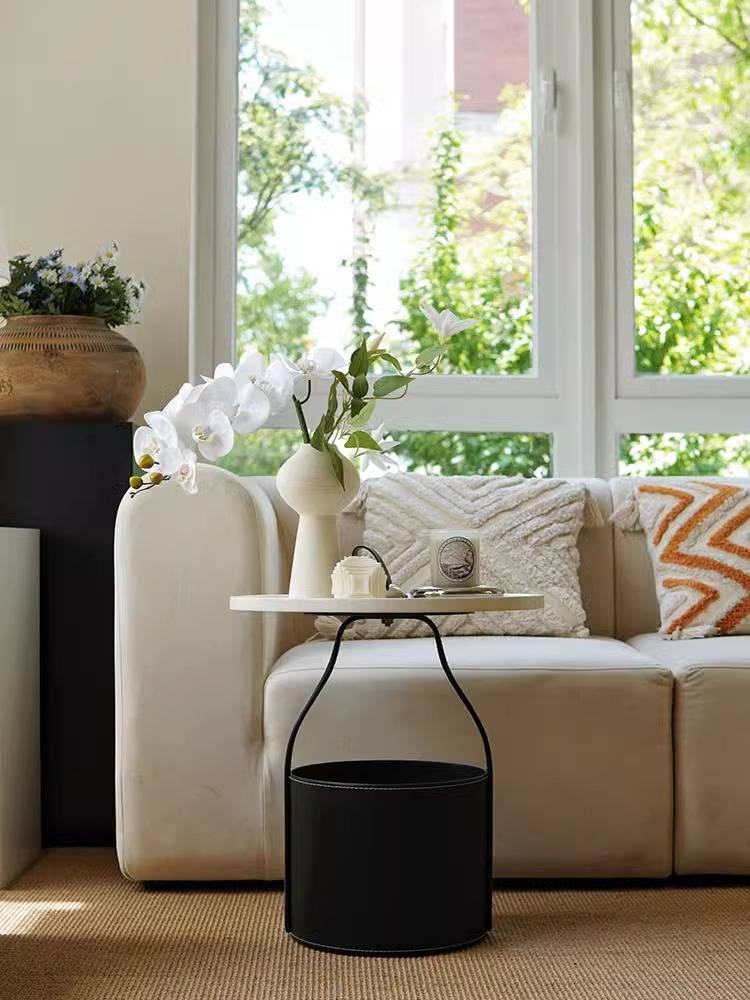 Several movement of the small circle coffee table, the saddle bed header bed cabinet balcony designer designers hold the corner of the horn