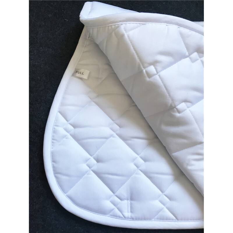 A saddle-stealing oren-steal-stealing saddle-stealing with a sweat-sheltered saddle-white