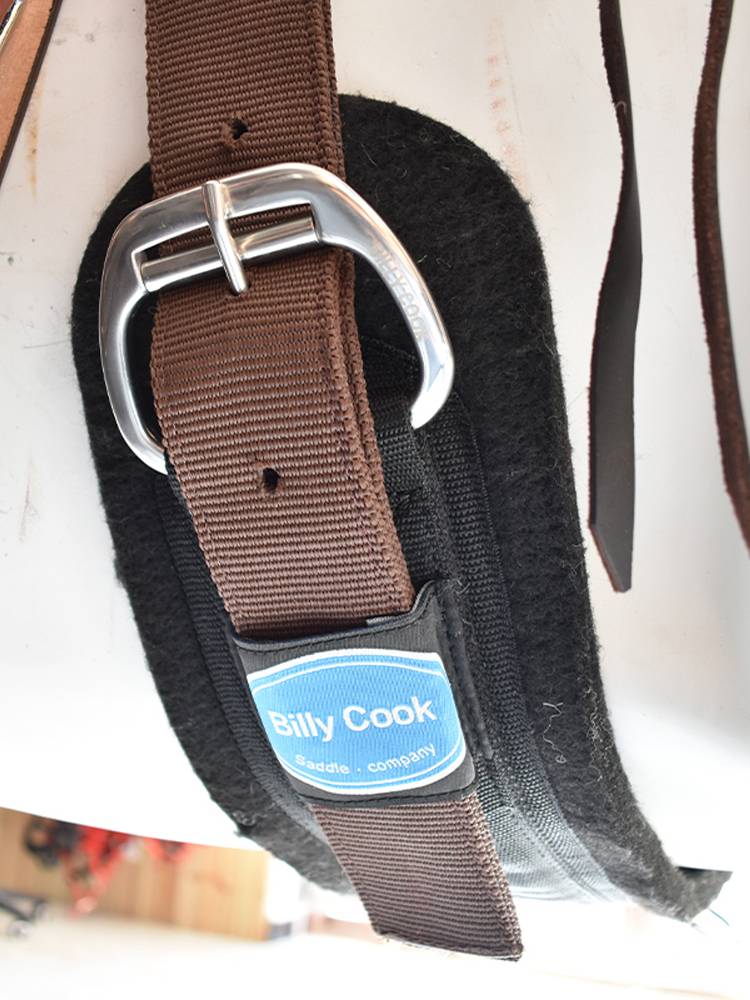 Century Jiu Ruima's western saddling belly stainless steel buckle horses anti -burning horse belly horses saddling felt belly with western saddle