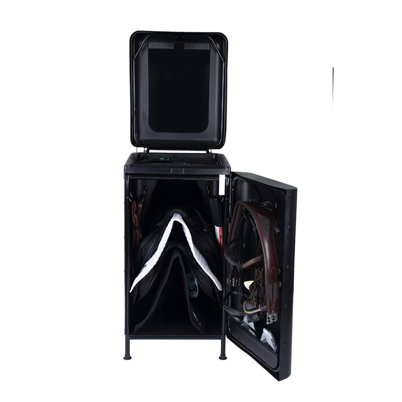 The saddle box, the saddle box, the saddle storage box in the horse room