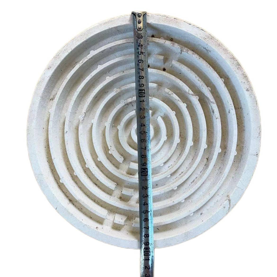 Cascades, 30 cm in diameter