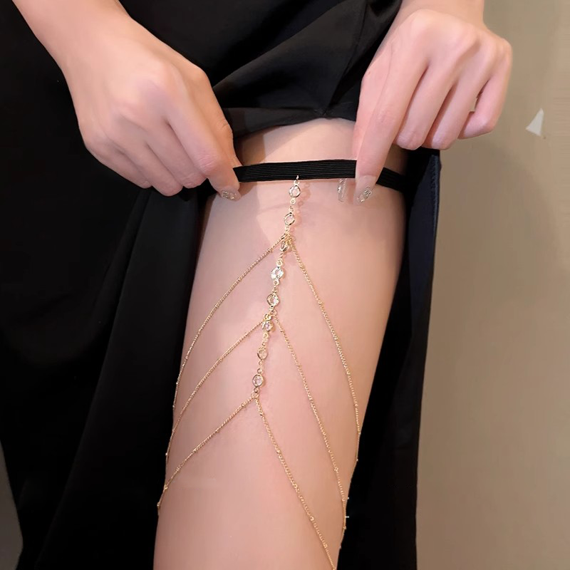 Three-storey sodium leg chain