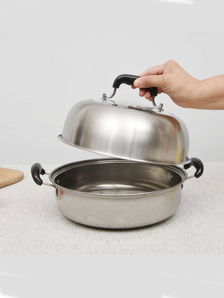 Steam lids with stainless steel and lids with lids and lids on the high arch caps with boiled jars and soup pans