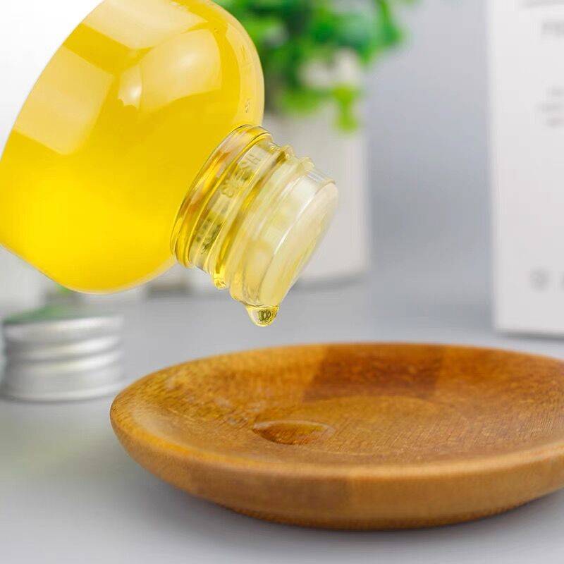 Japanese wet hair feel, hair oil, famous house, the hair care N -character essential oil fruit fragrance adds luster to repair the frosted