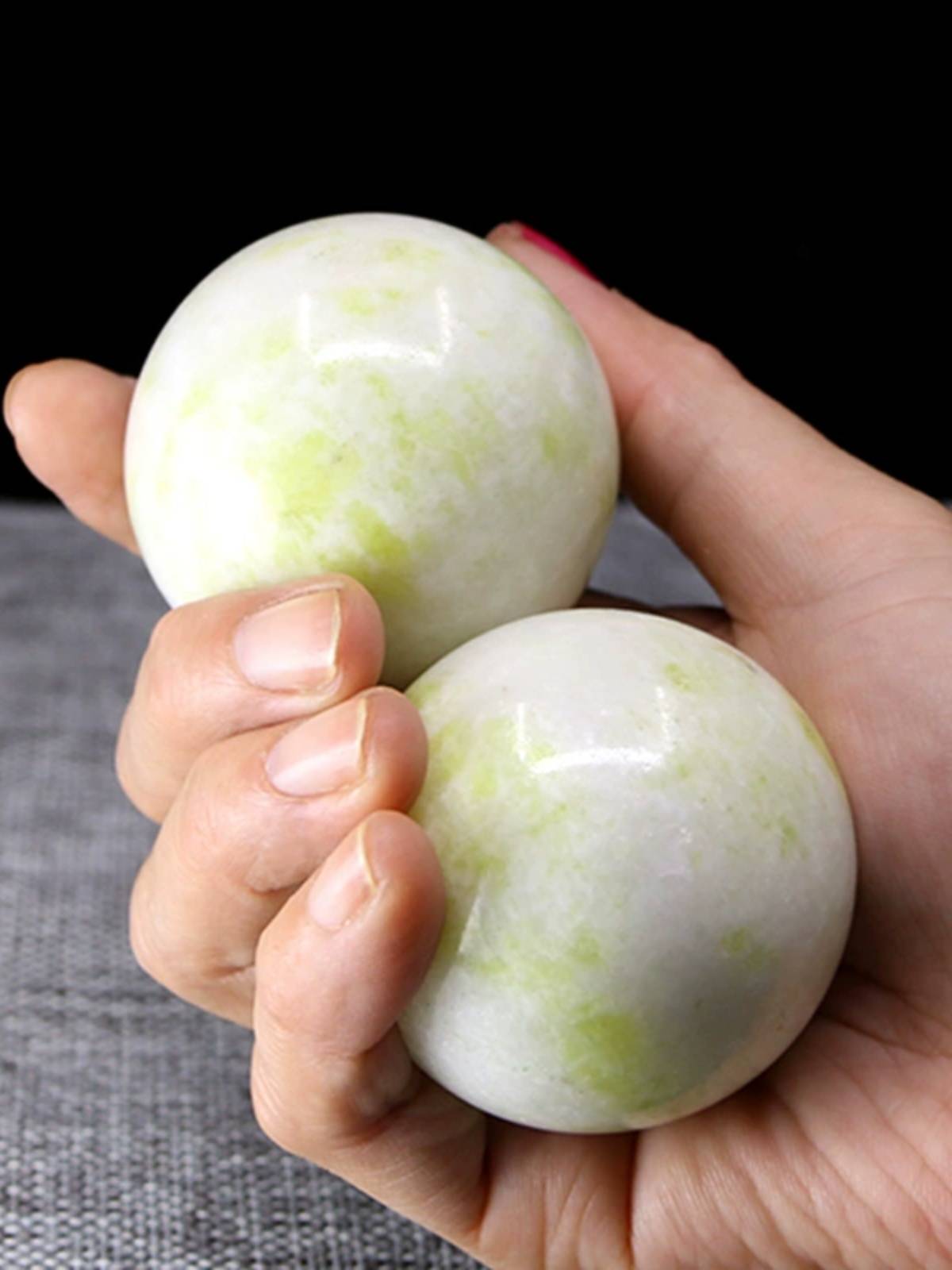 Fitness Ball Practice Palm Playing Massage Exercise Health Hand Ball Jade Solid Hands Placing the Elderly and the Elderly