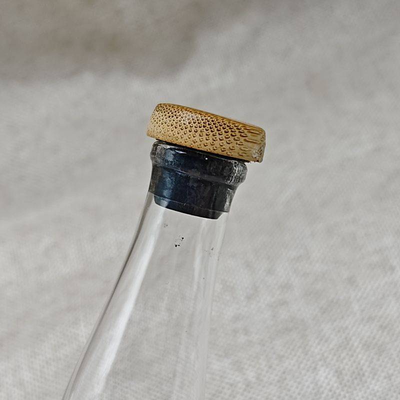 Embroidered eye glass three -ear water bottle glass drink water bottle embroidered eye hanging three silk water bottles