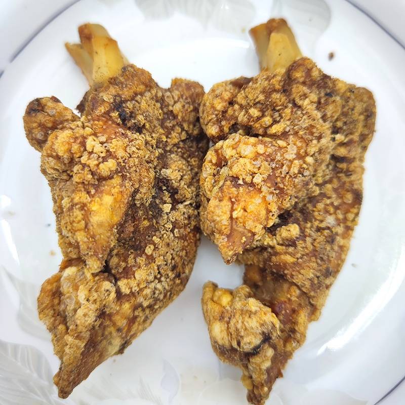 Guangxi fried pig feet Liuzhou snail powder shop dedicated fried half -tech pork hand -paired screwdriver powder tiger skin pork feet